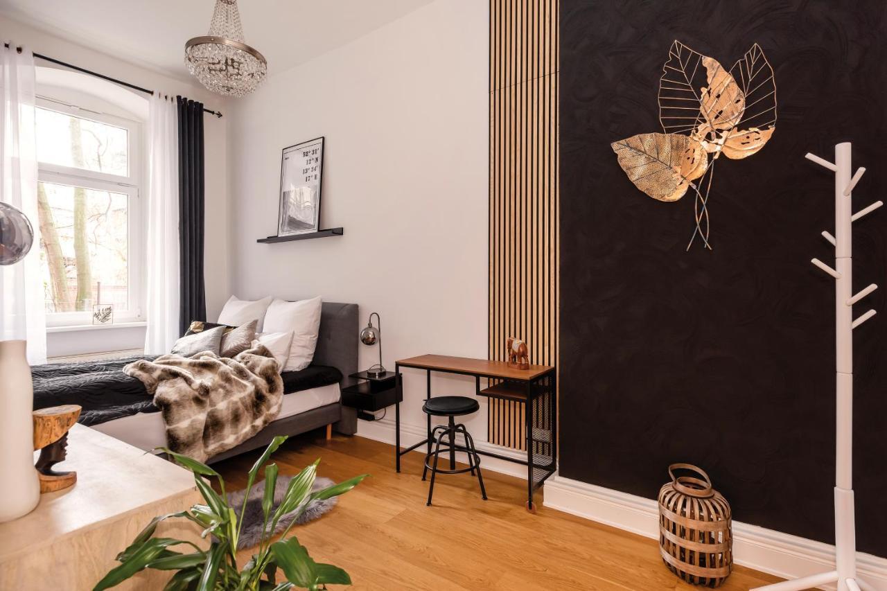 90sqm 2br Biz Loft - 5min Station Appartement Berlin